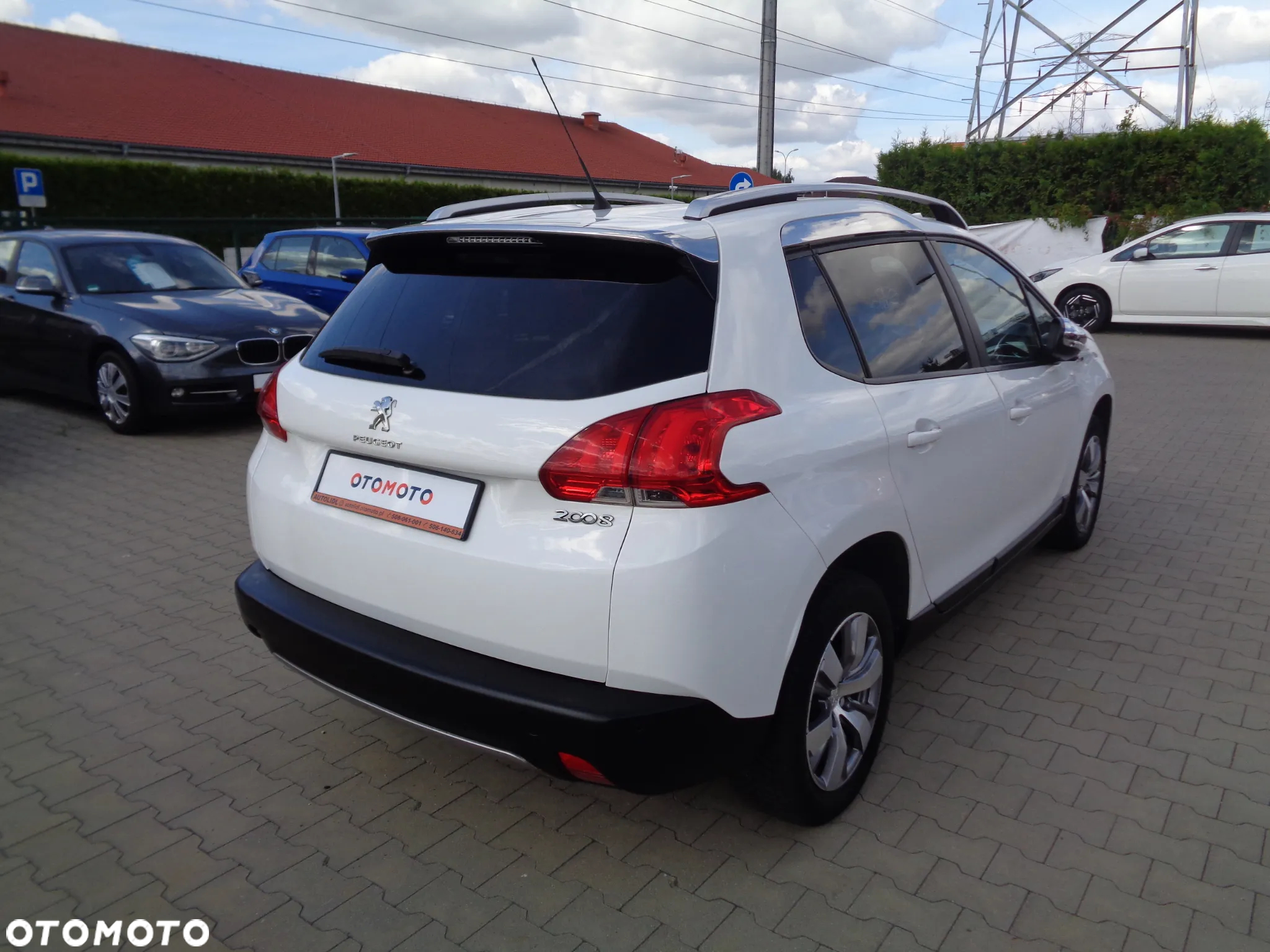 Peugeot 2008 1.2 Pure Tech Style - 6