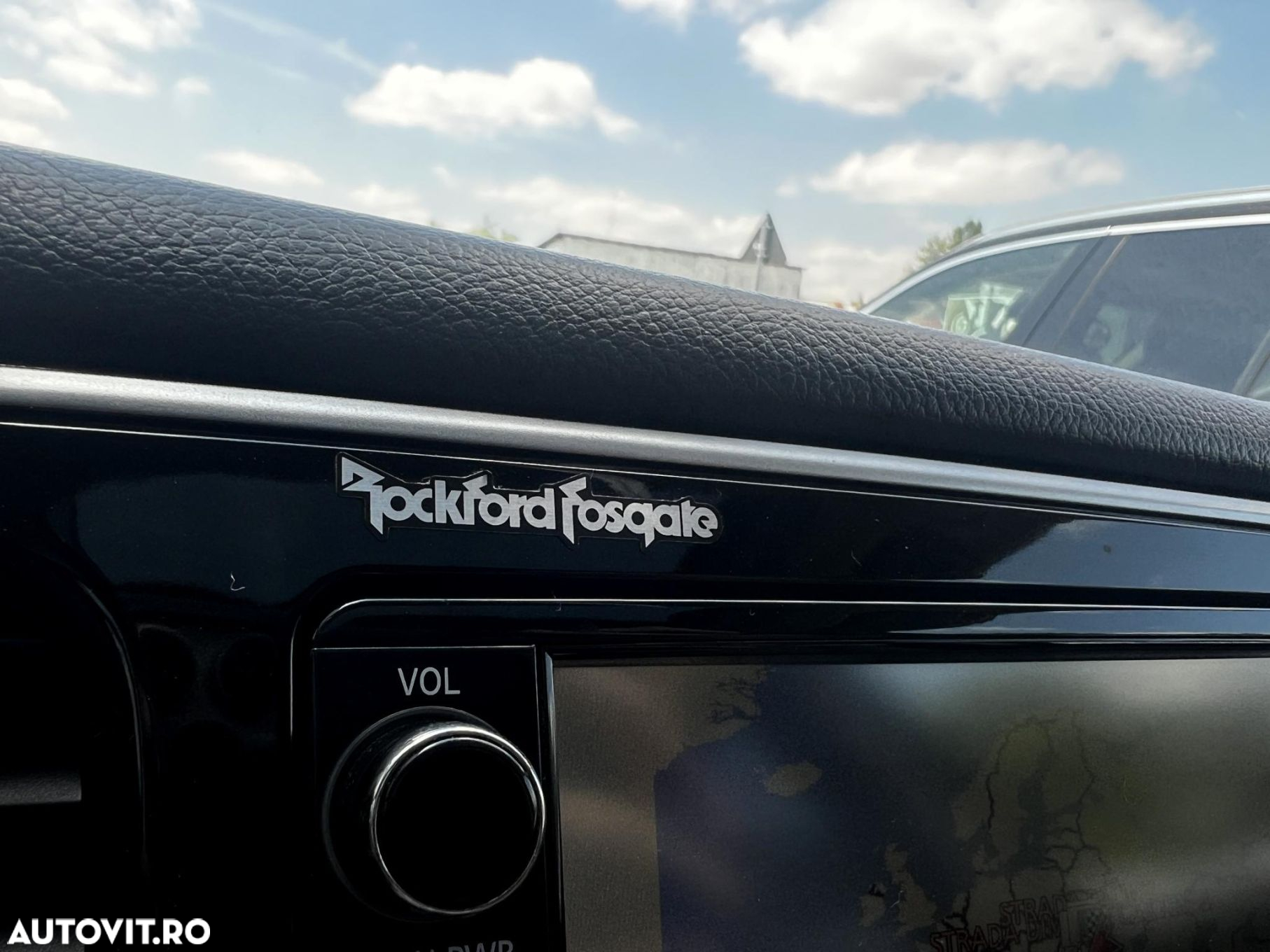 Mitsubishi Outlander - 15