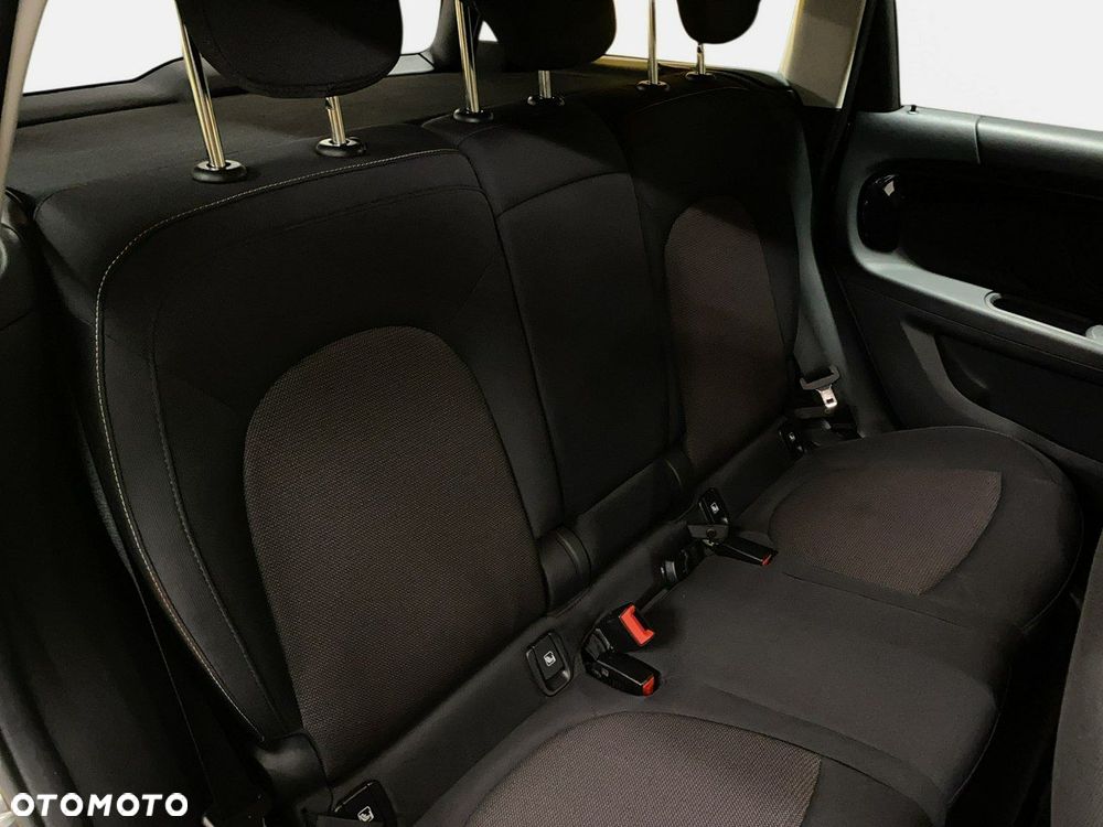 MINI Countryman - 16