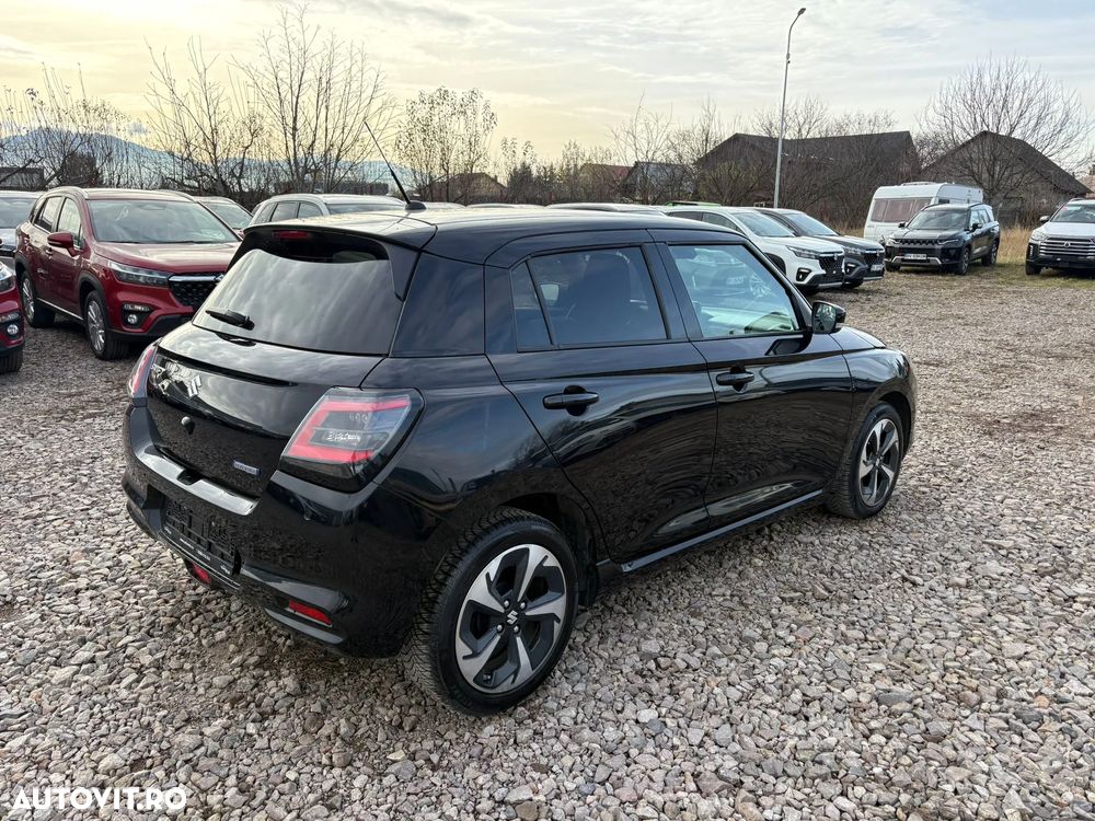 Suzuki Swift 1.2 Dualjet 12V CVT MHEV Spirit - 4