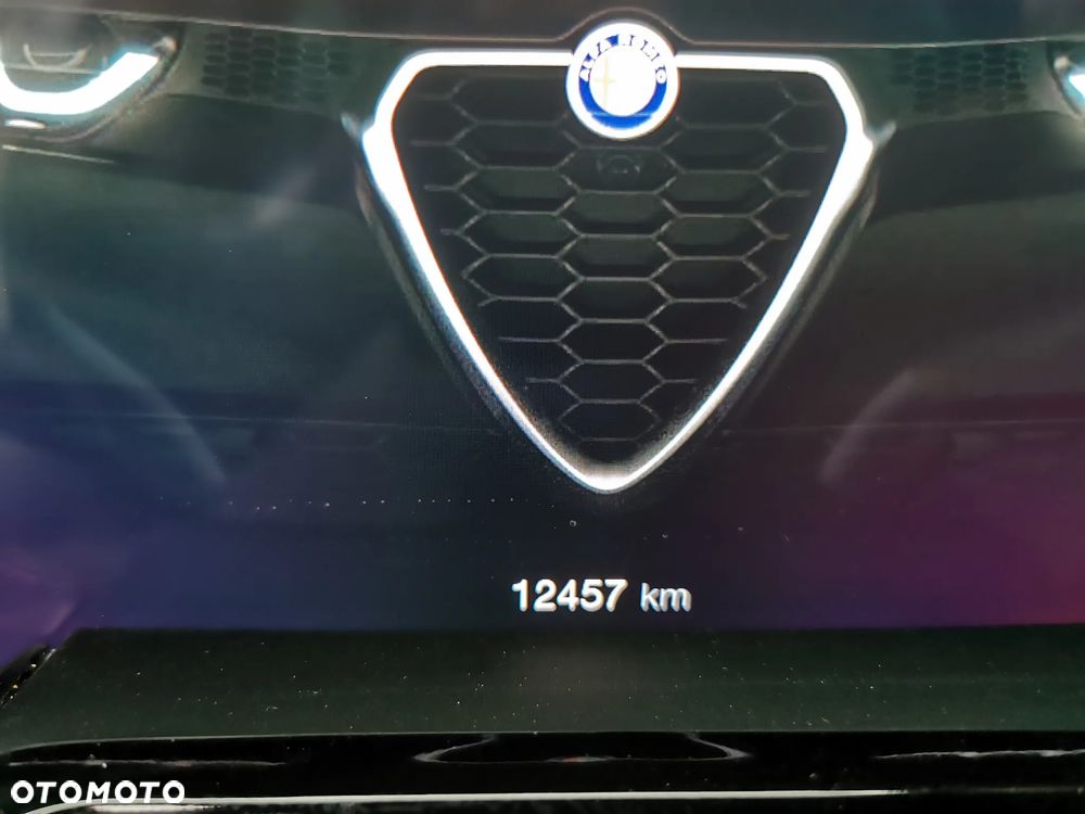 Alfa Romeo Tonale 1.3 PHEV Q4 TI - 18