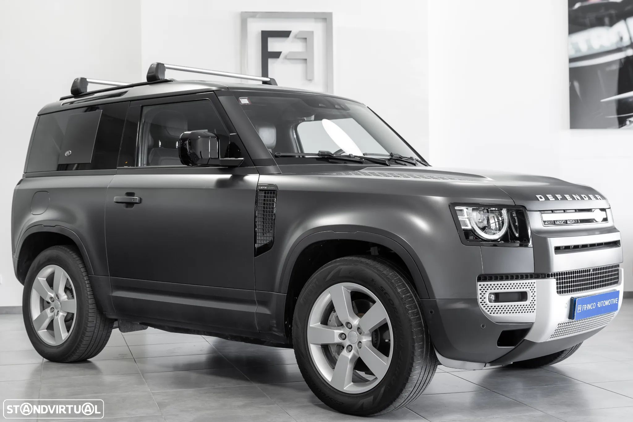 Land Rover Defender 3.0 D300 90 AWD X-Dynamic HSE - 1