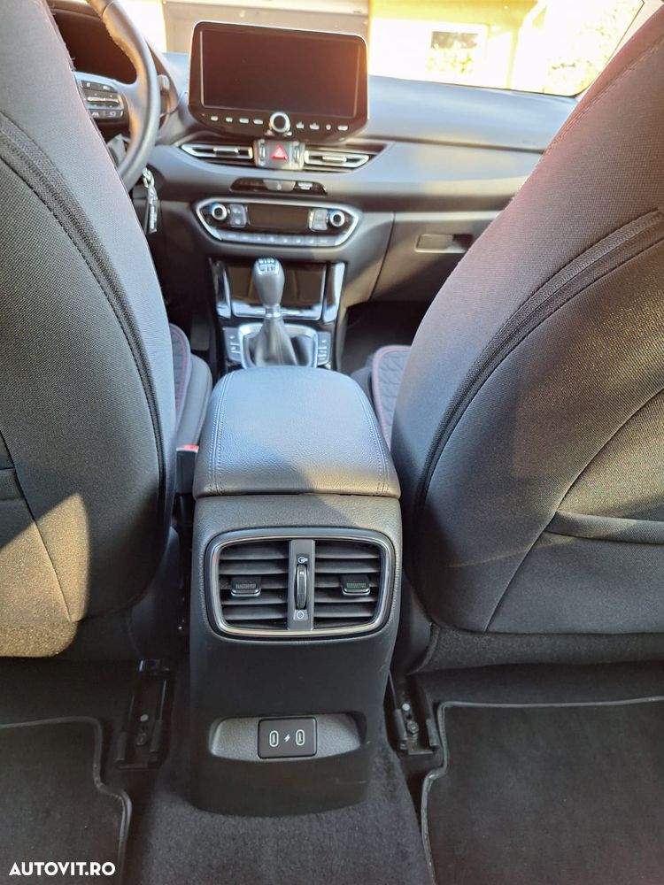 Hyundai i30 1.5 96CP M/T Highway - 6