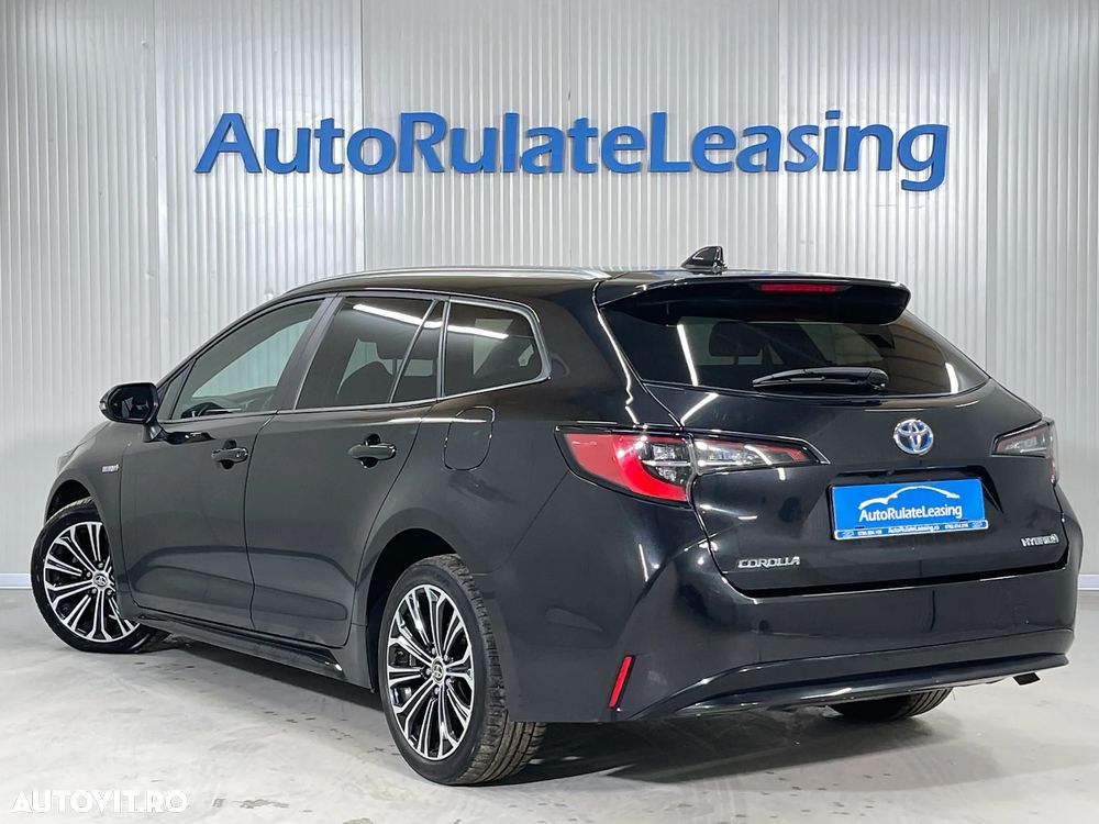 Toyota Corolla 1.8 Hybrid Comfort - 4