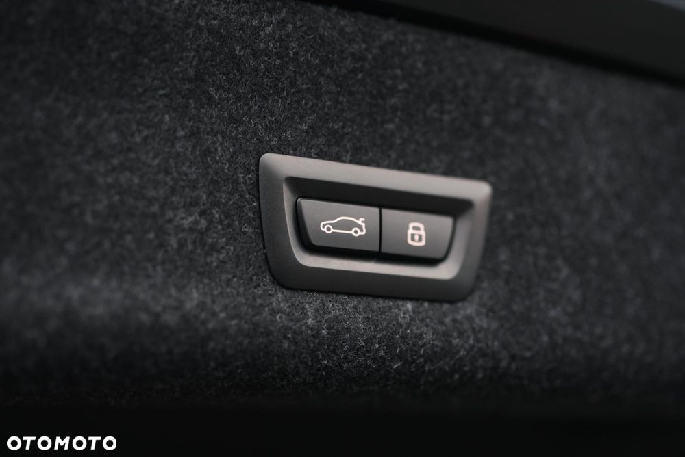 BMW M3 CS xDrive sport - 35