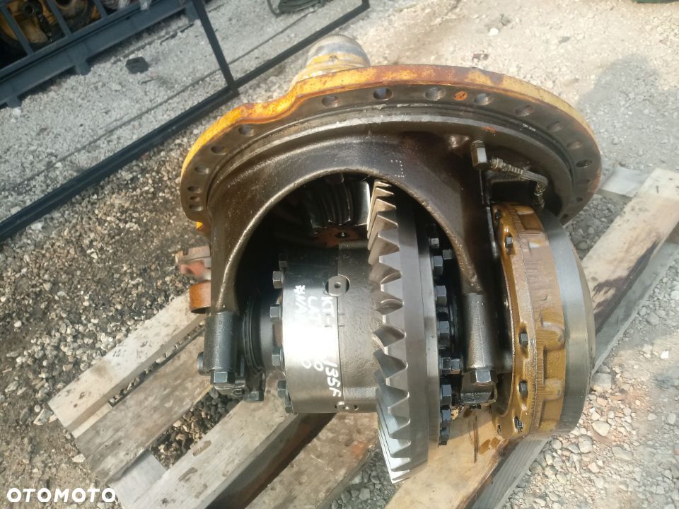 Koło talerzowe Wałek ataku Przekładnia zębata Dyferencjał Dyfer  CAT Caterpillar Wozidło 730 735 740 745 5750 11/39 - 9