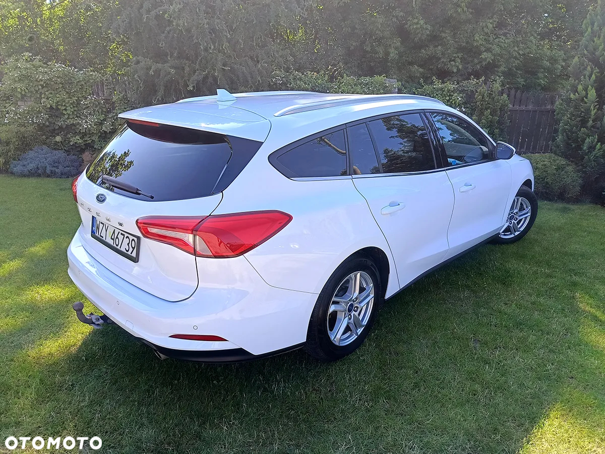 Ford Focus 1.0 EcoBoost Trend - 4