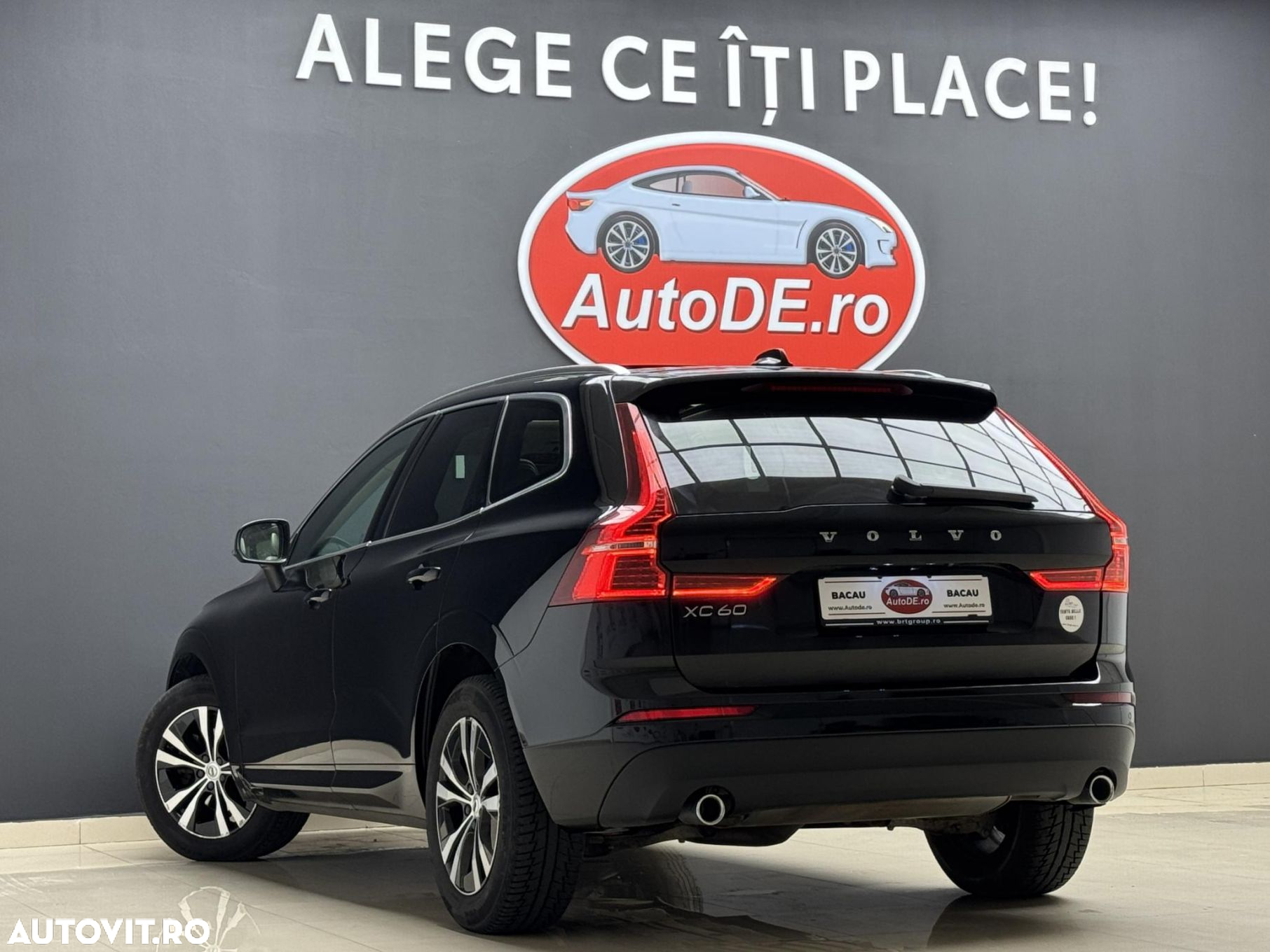Volvo XC 60 D4 Momentum Pro - 3