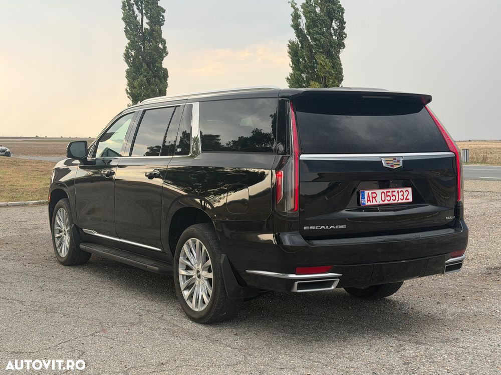 Cadillac Escalade - 5