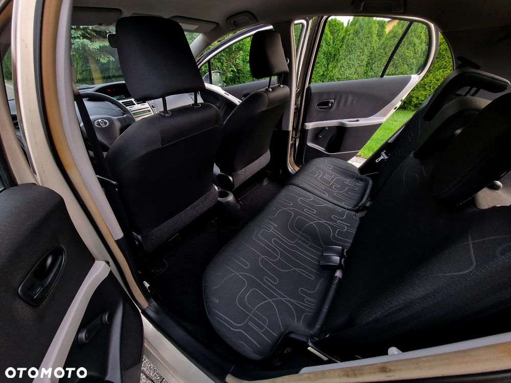 Toyota Yaris 1.33 Sol - 15