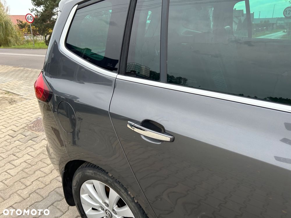 Opel Zafira - 23