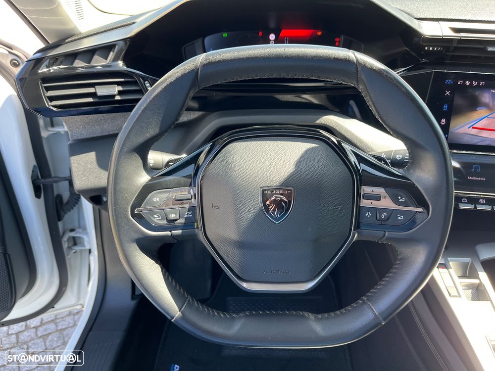 Peugeot 308 1.5 BlueHDi Allure Pack EAT8 - 26