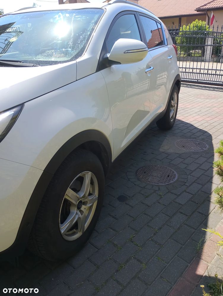 Kia Sportage 2.0 CRDI 2WD Attract - 9