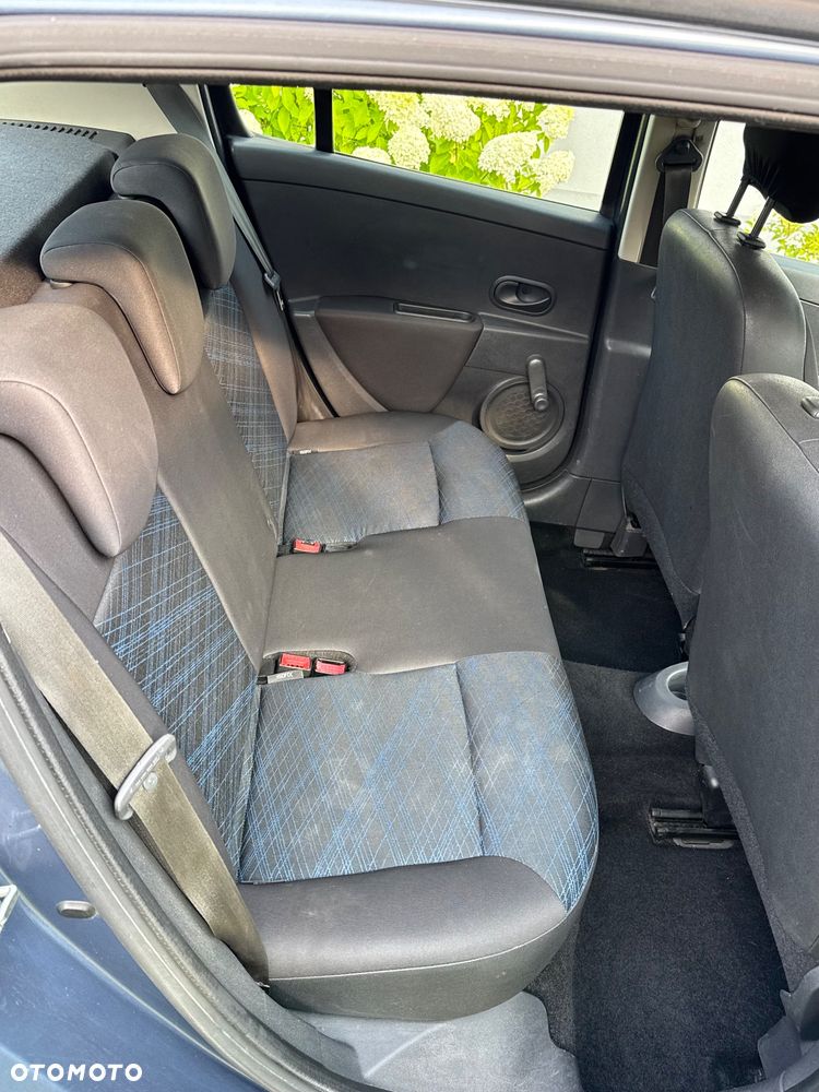 Renault Clio 1.2 16V All Inclusive - 10