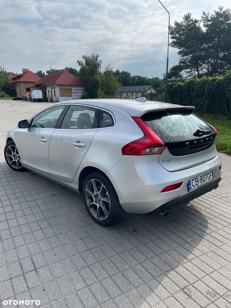 Volvo V40 T3 Drive-E Ocean Race - 4