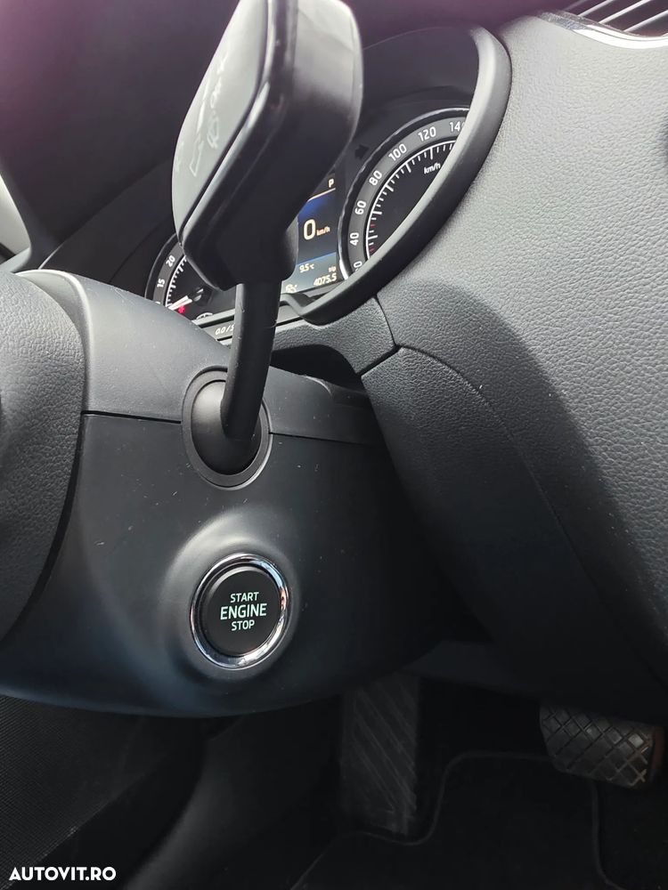 Skoda Octavia 2.0 TDI DSG Premium Edition - 11