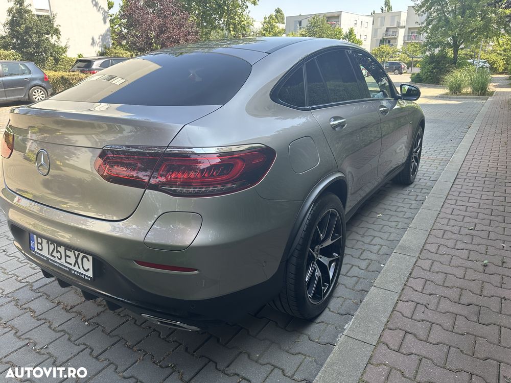 Mercedes-Benz GLC Coupe 300 e 4Matic 9G-TRONIC AMG Line - 3