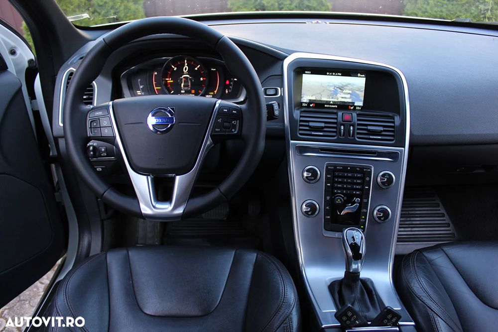 Volvo XC 60 D4 Geartronic Summum - 7