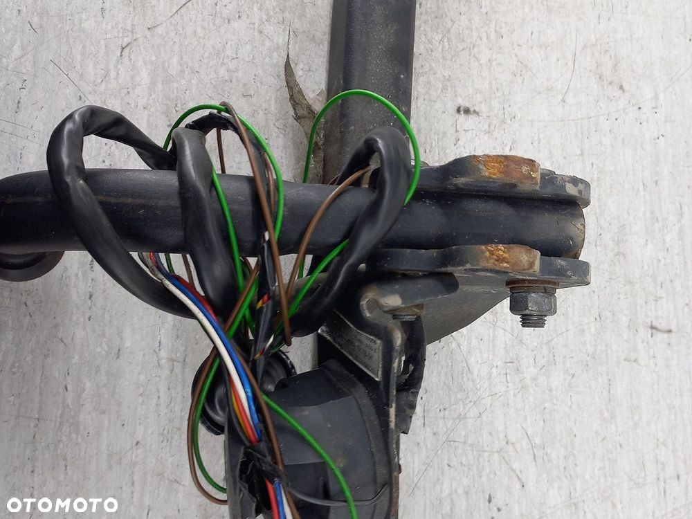 HAK HOLOWNICZY SEAT TOLEDO II SEDAN - 4