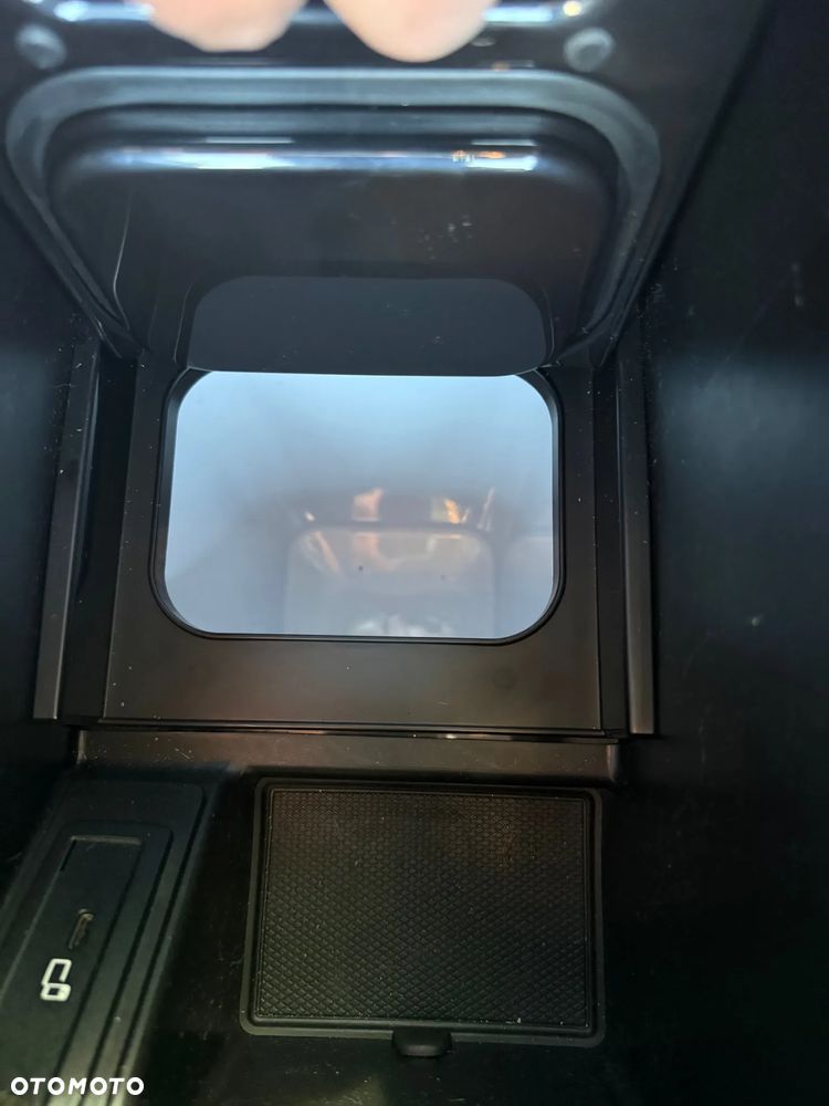 Mercedes-Benz Klasa V 300 d 4-Matic Exclusive 9G-Tronic (d³ugi) - 23