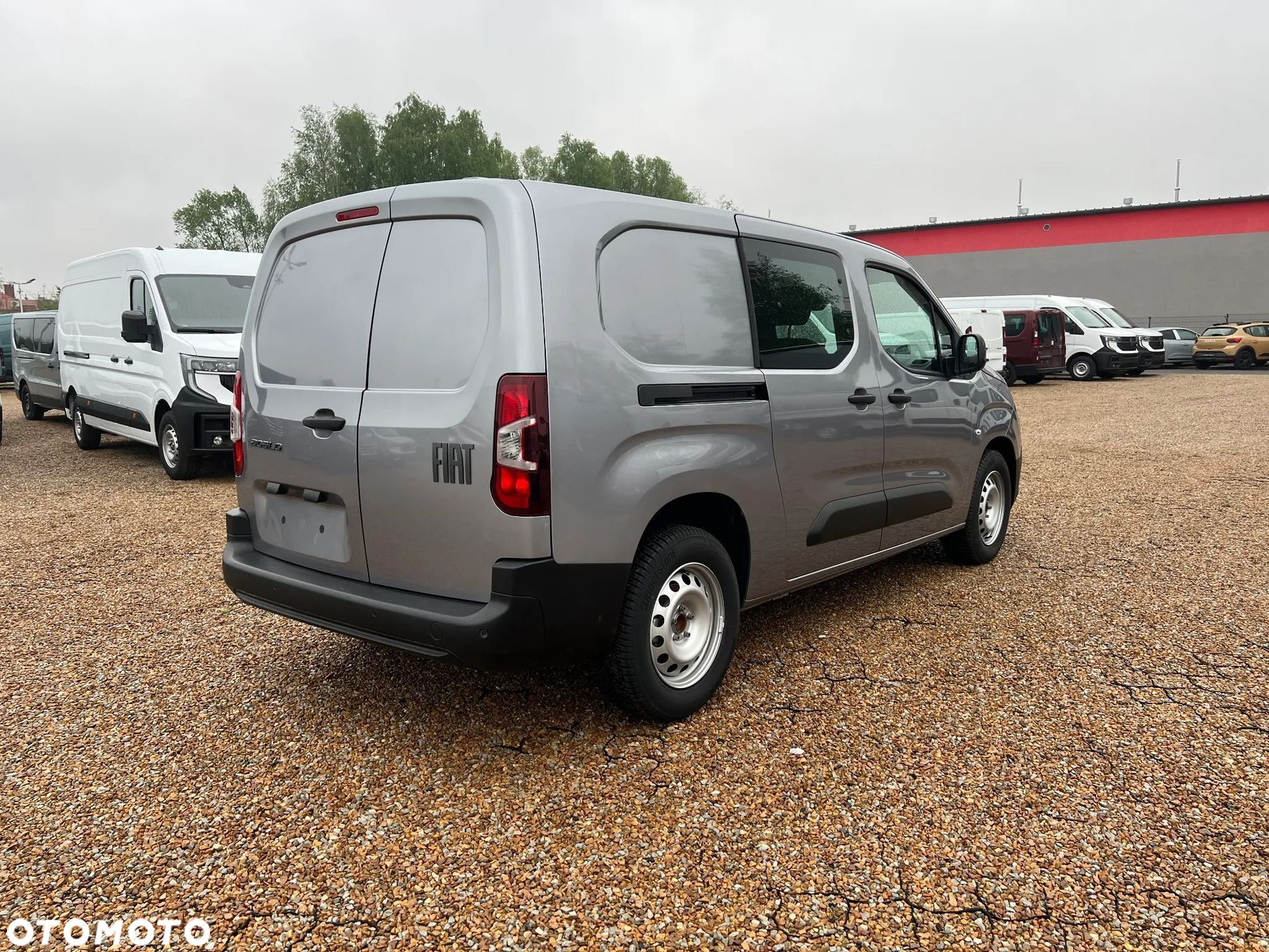Fiat Doblo Maxi 5 miejsc - 6