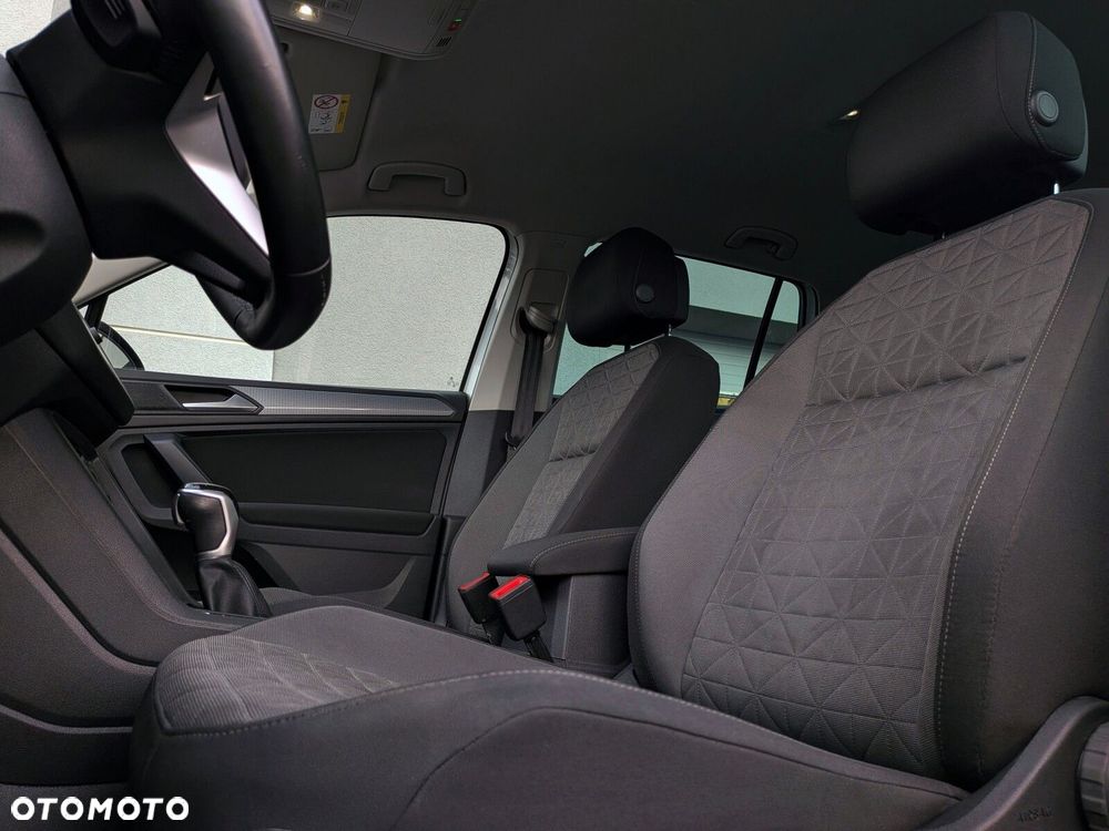 Volkswagen Tiguan 2.0 TDI SCR 4Mot Life DSG - 10