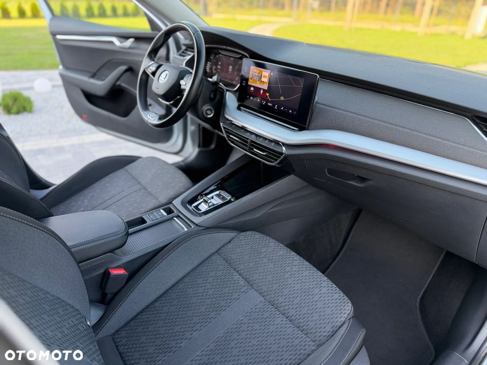 Skoda Octavia 2.0 TDI Sportline DSG - 5