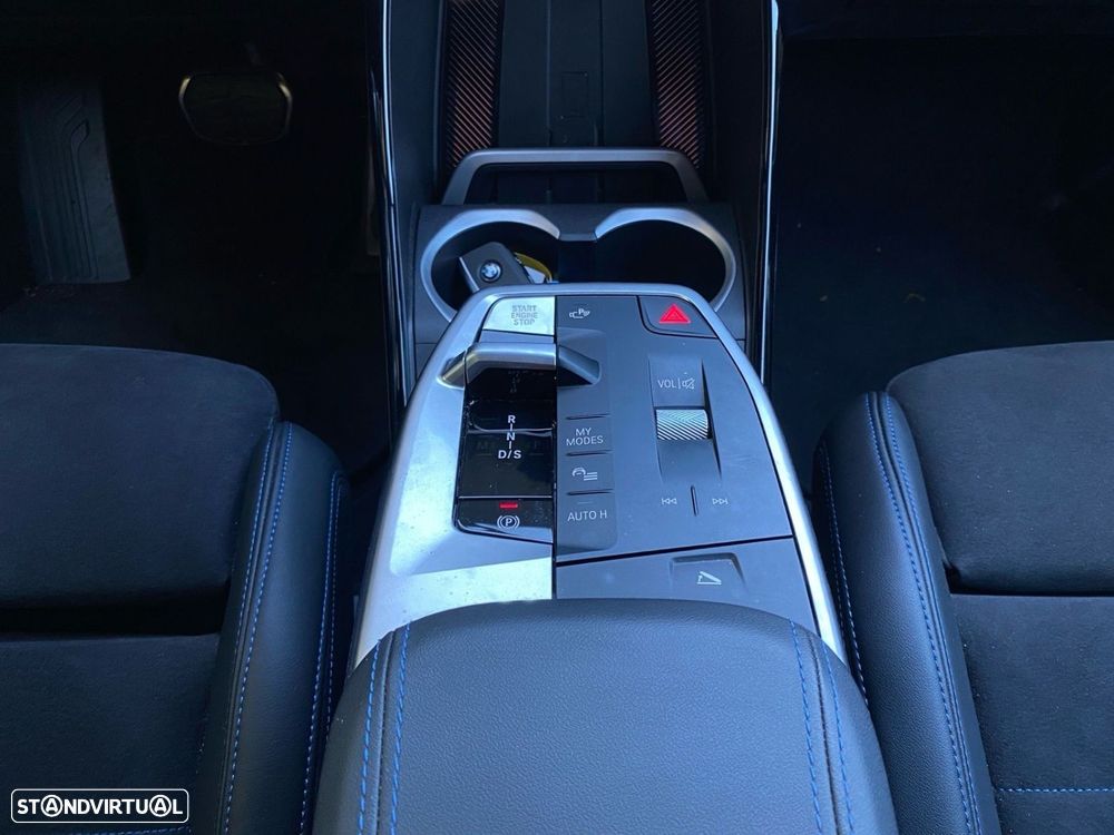 BMW X1 xDrive25e Pack Desportivo M - 16