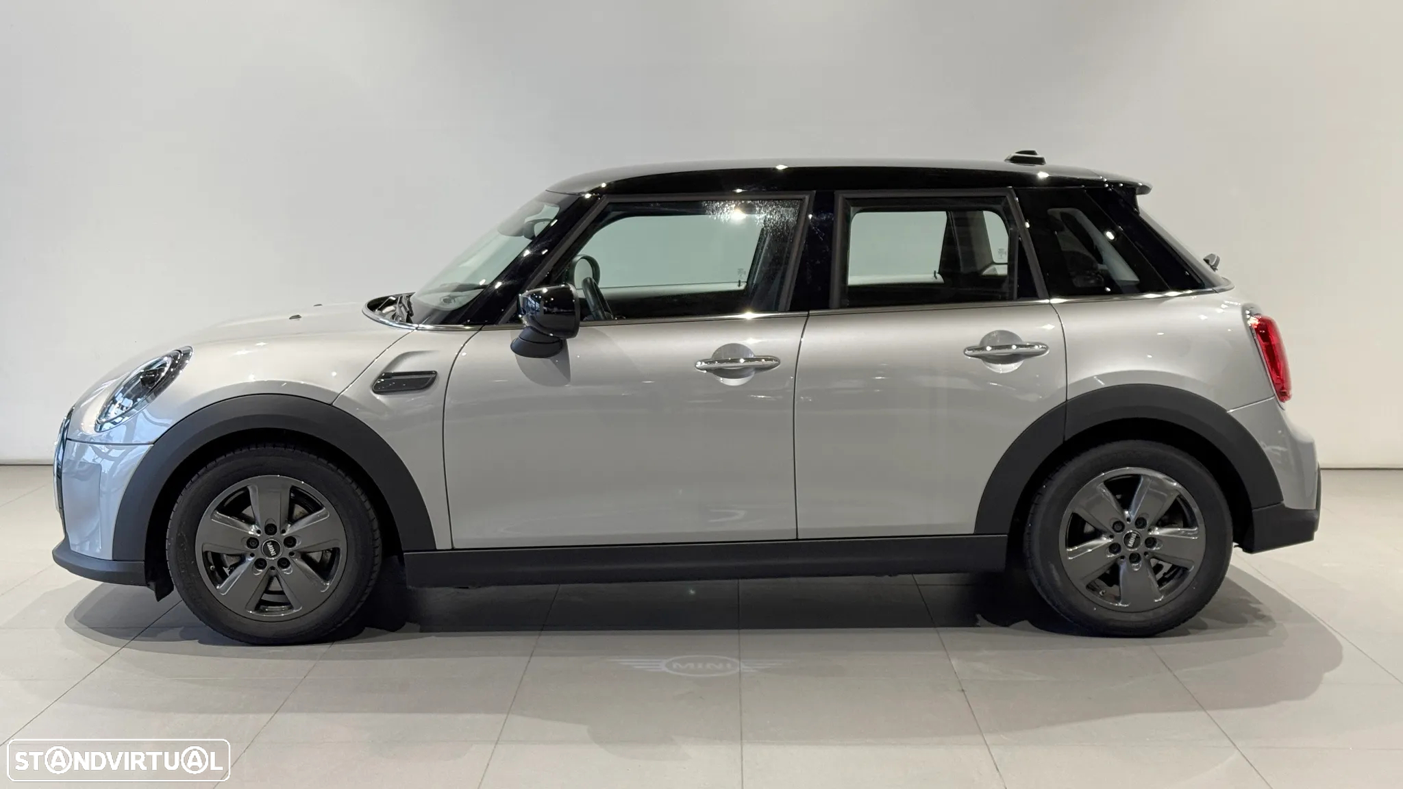 MINI 5 Portas Cooper Premium First Essential - 5