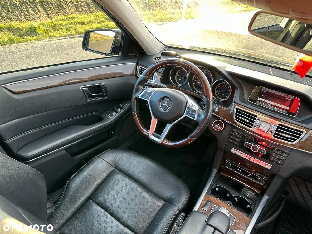 Mercedes-Benz Klasa E 200 NGT BlueEFFICIENCY - 15