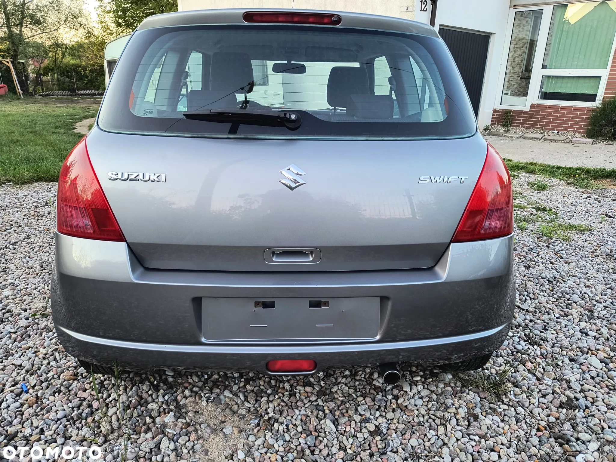 Suzuki Swift - 11