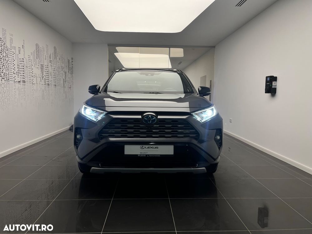 Toyota RAV4 - 3