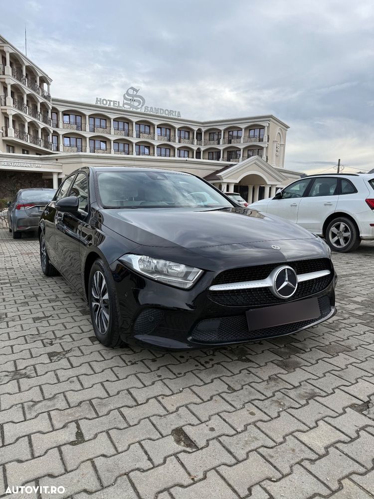 Mercedes-Benz A 180 d 7G-DCT AMG Line - 4