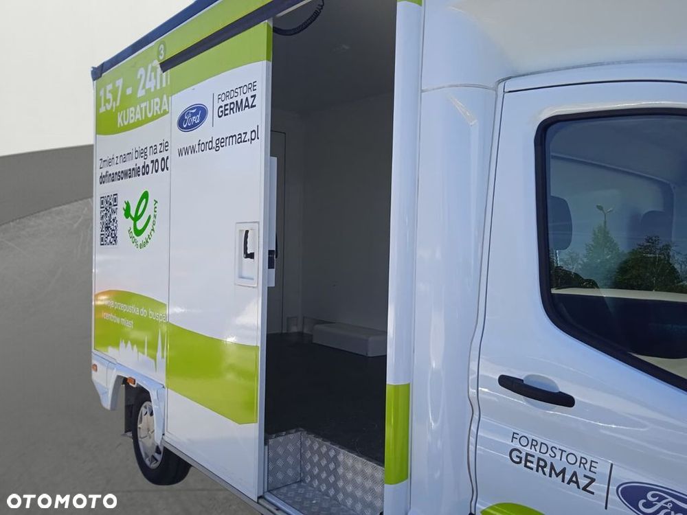 Ford E-Transit - 34