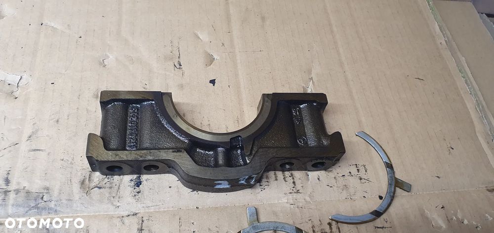 Stopa stopka podpora mocowanie wału Mercedes R-Klasa W251 3.0 CDI 6420110211 - 4