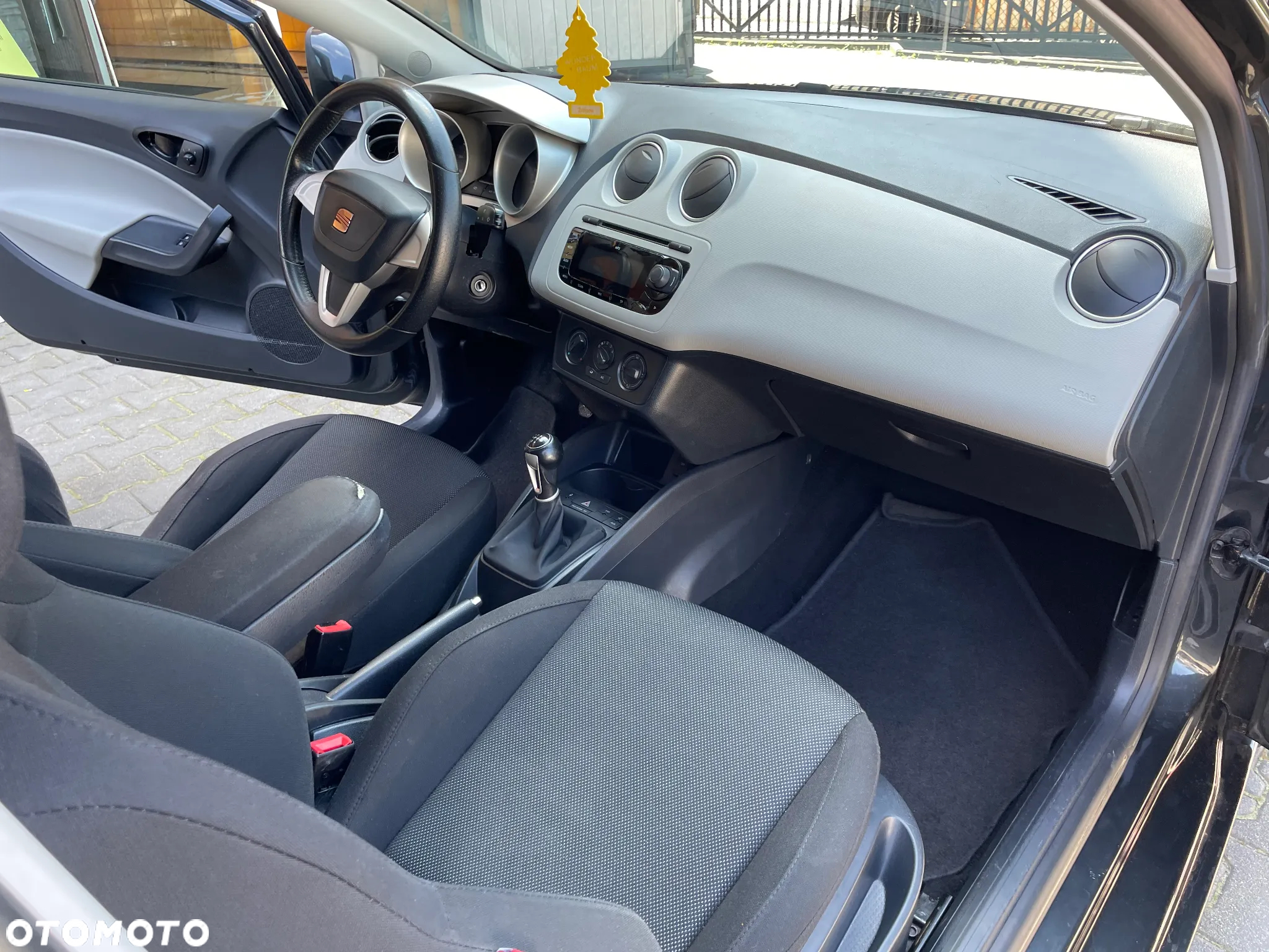 Seat Ibiza SC 1.6 16V Sport - 15