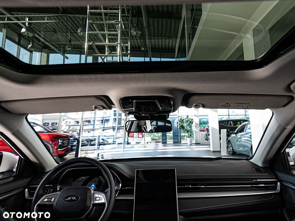 JAC J7 Plus CVT - 17