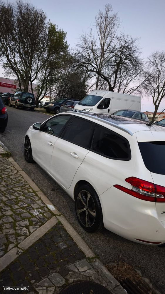 Peugeot 308 SW - 7