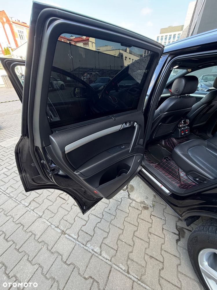 Audi Q7 - 11