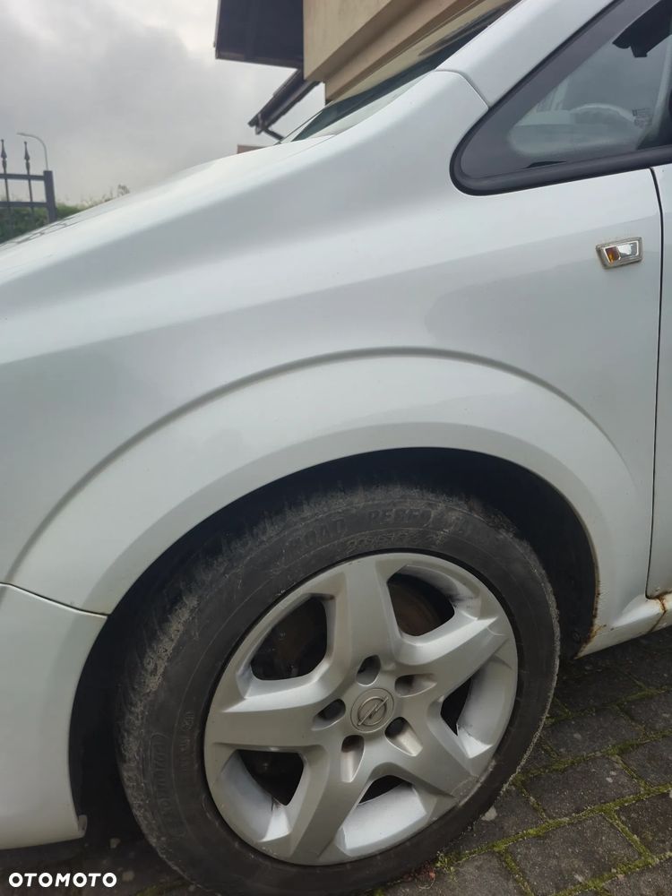 Opel Zafira 1.9 CDTI 111 - 5