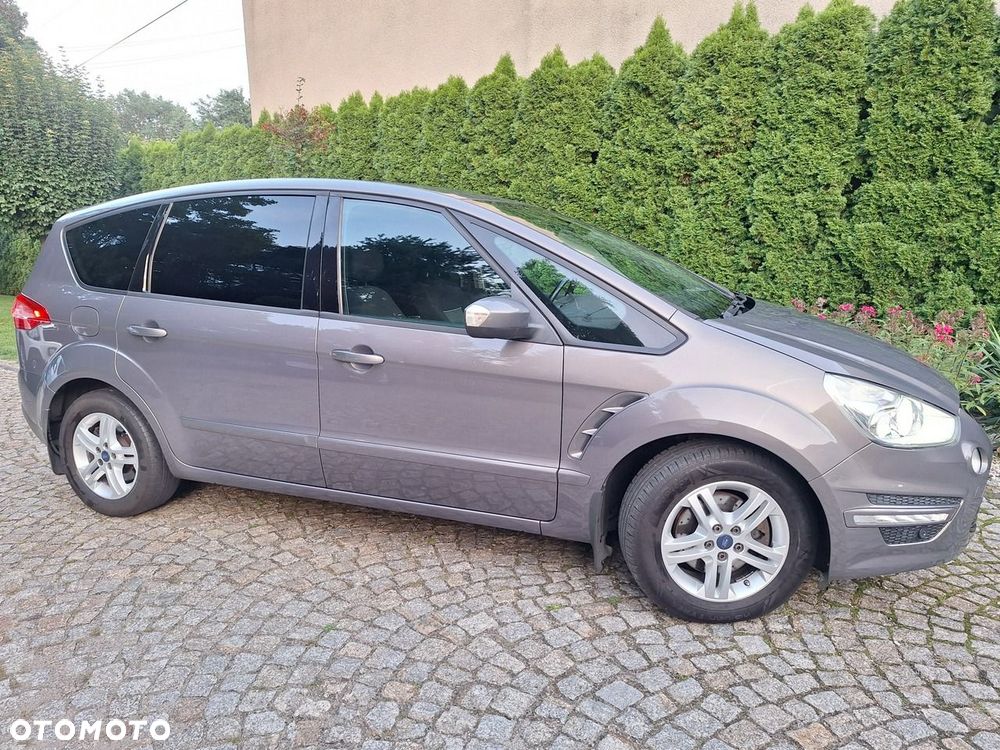Ford S-Max 2.0 TDCi DPF Titanium - 32
