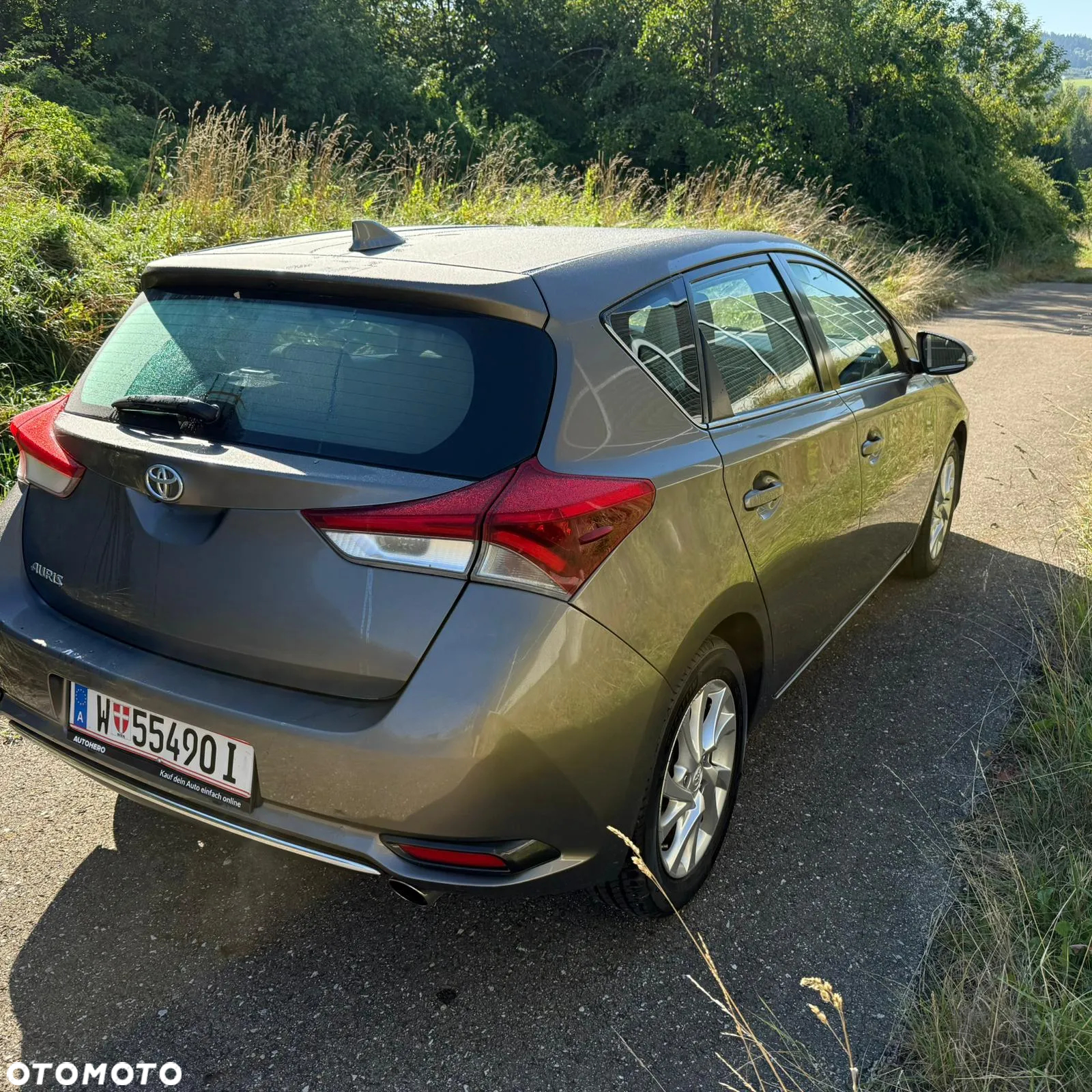 Toyota Auris 1.2 T Prestige - 4