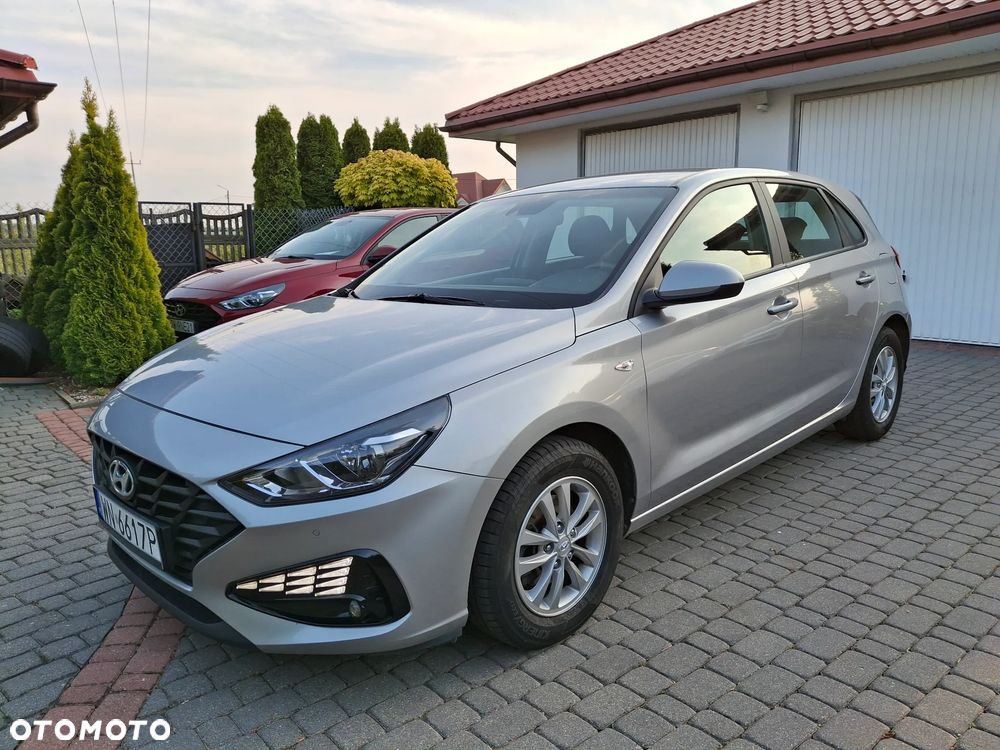Hyundai i30 1.5 DPI Classic + - 5