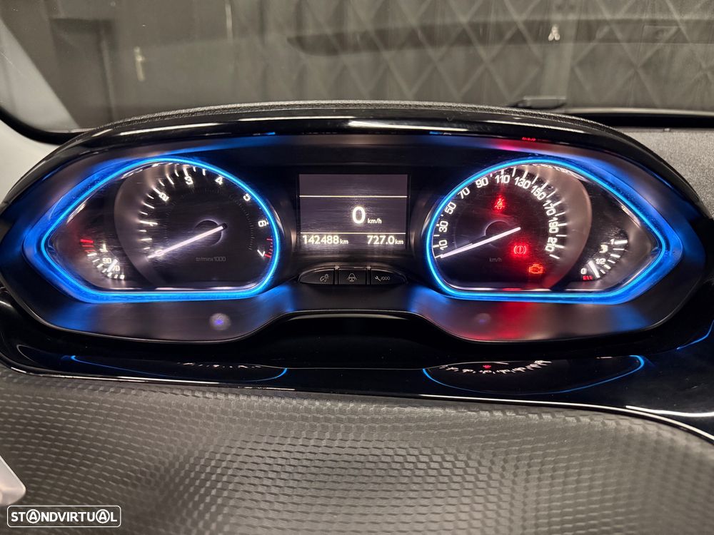 Peugeot 2008 1.2 VTi Allure - 8