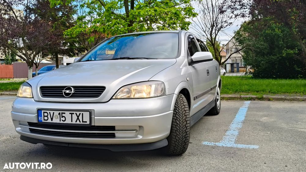 Opel Astra 1.6 Elegance - 1