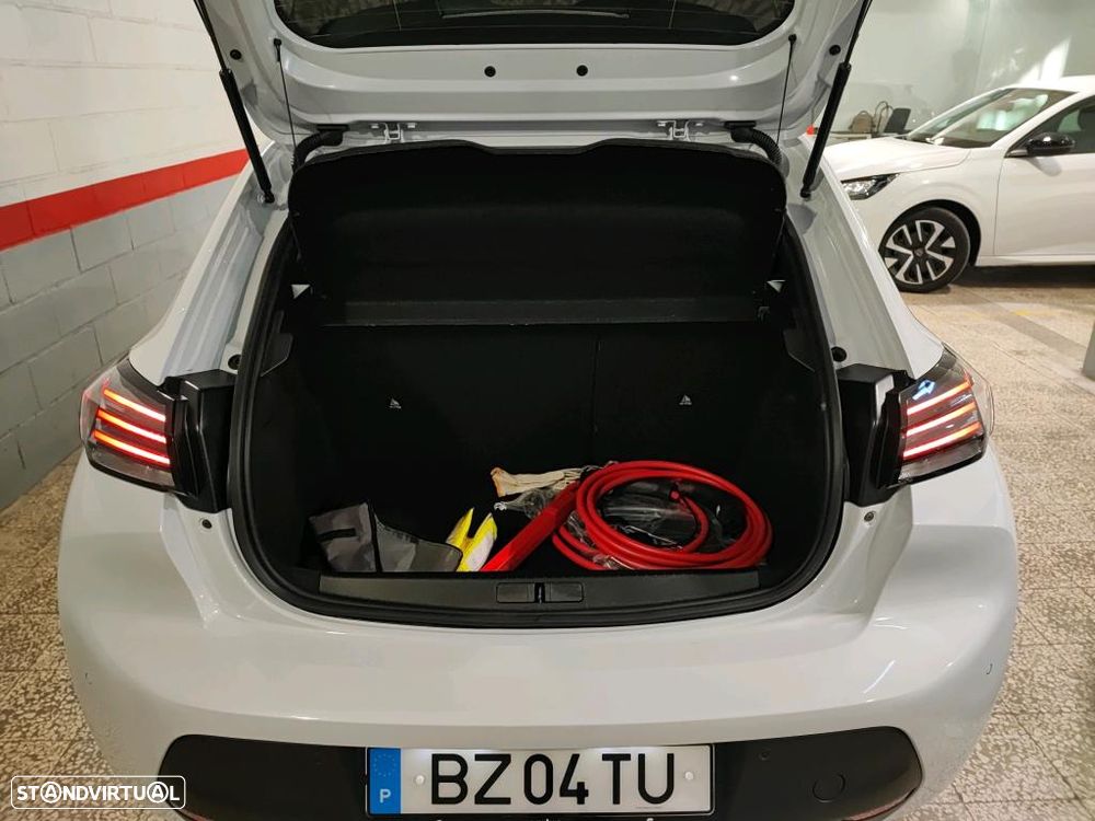 Peugeot e-208 50 kWh Style - 11