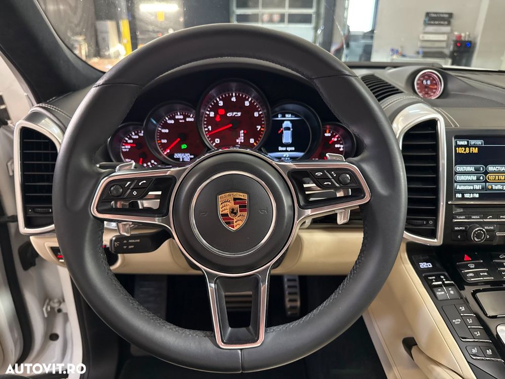 Porsche Cayenne 3.6 L GTS - 14