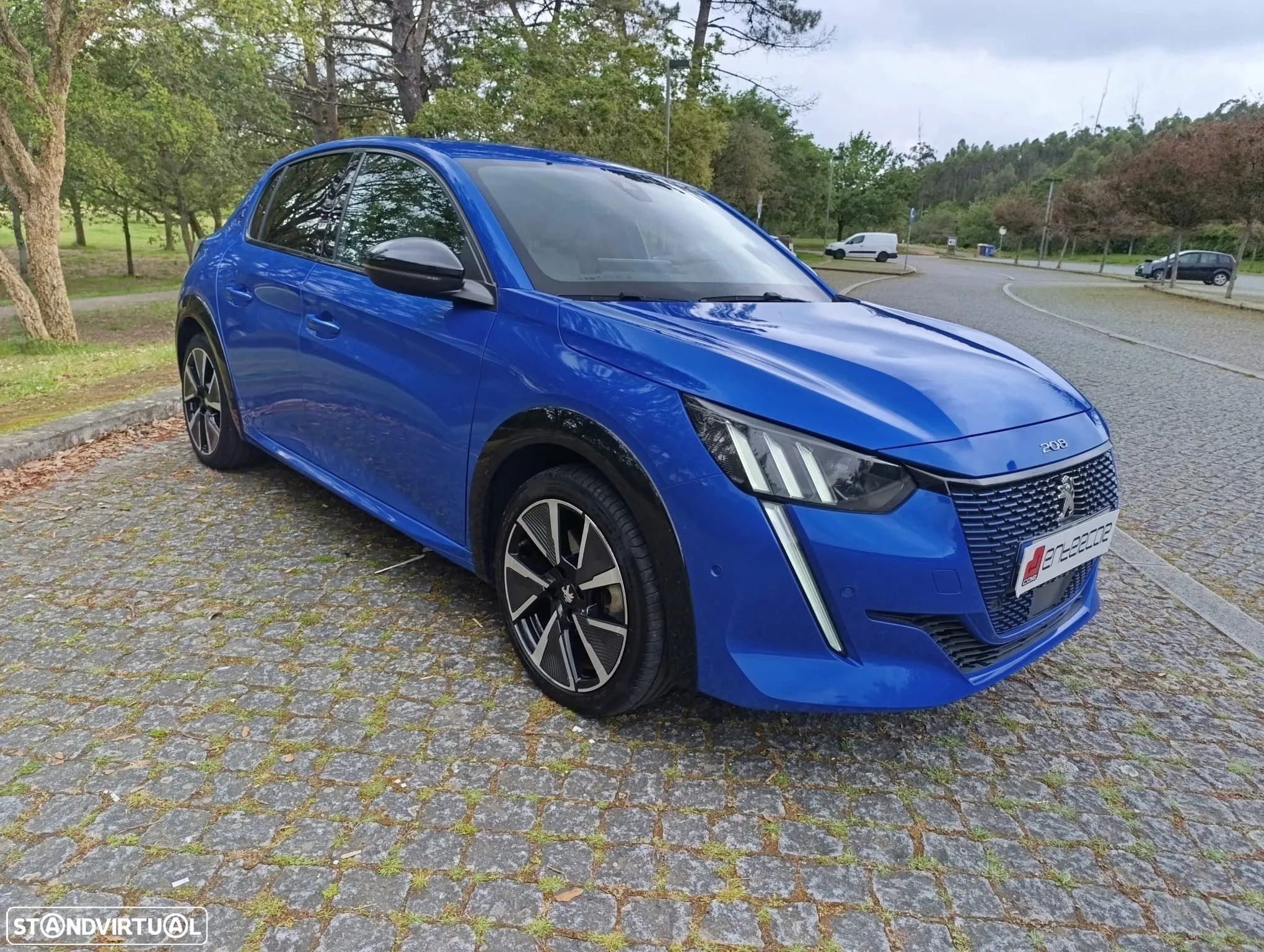 Peugeot e-208 50 kWh GT - 1