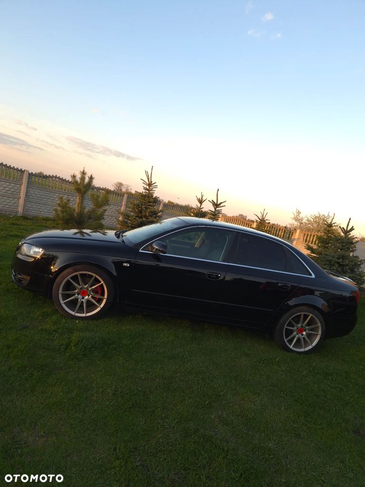 Audi A4 Limousine - 6