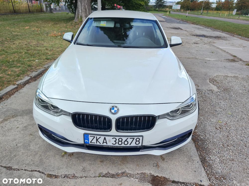 BMW Seria 3 318i GPF Luxury Line Purity - 14